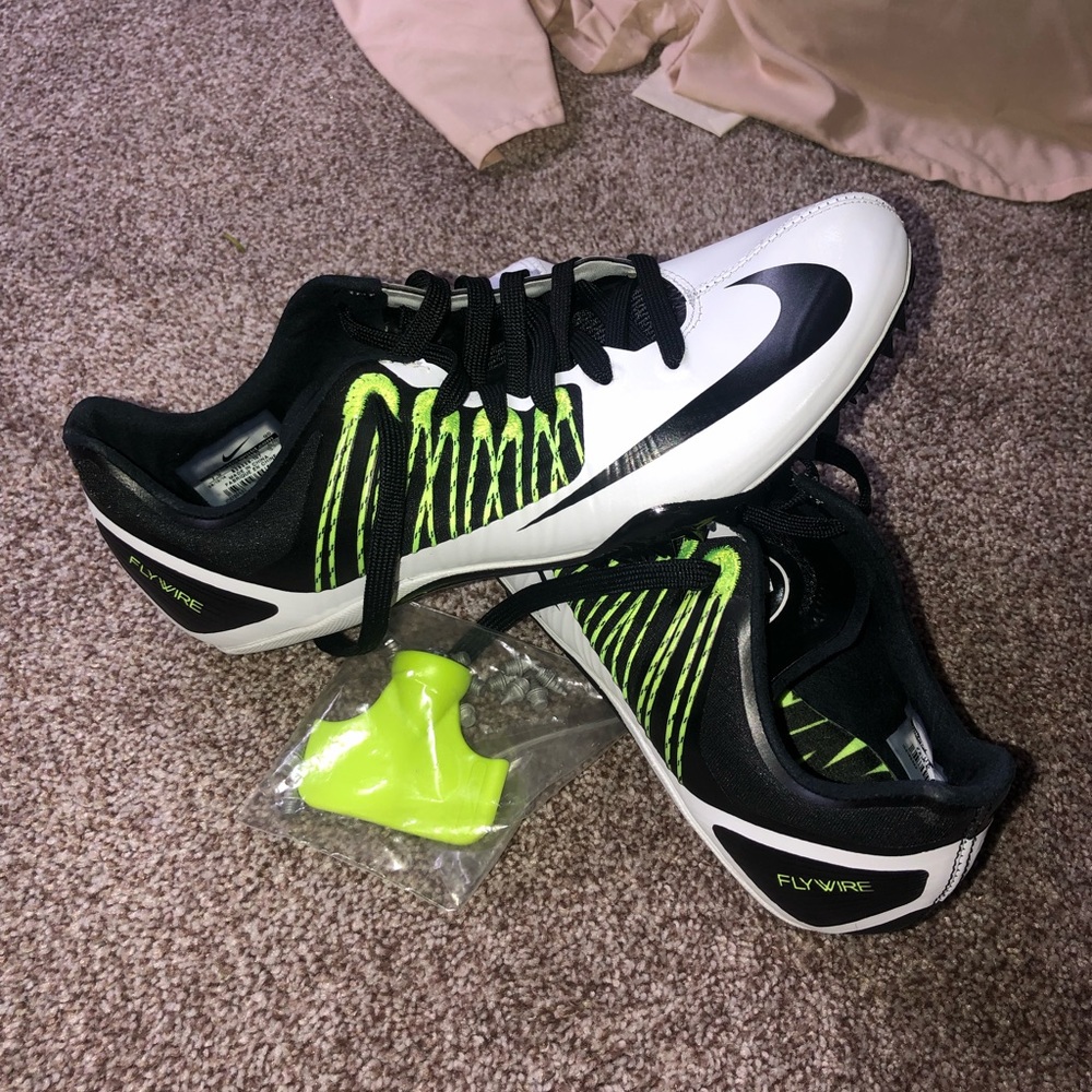 Nike flywire spikes